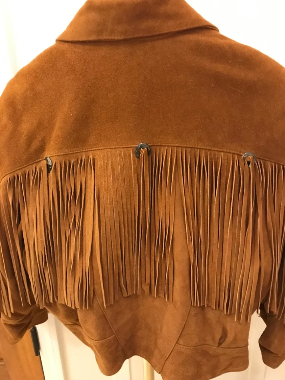 FESTIVAL 🔥VINTAGE WESTERN BOHO LONG FRINGE CONCHO SUEDE STATEMENT JACKET - Picture 3 of 16